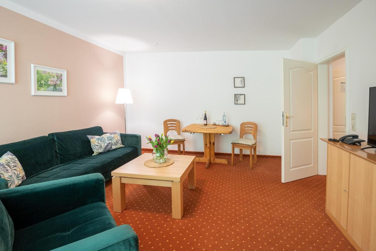לישן Seehotel Lindenhof מראה חיצוני תמונה