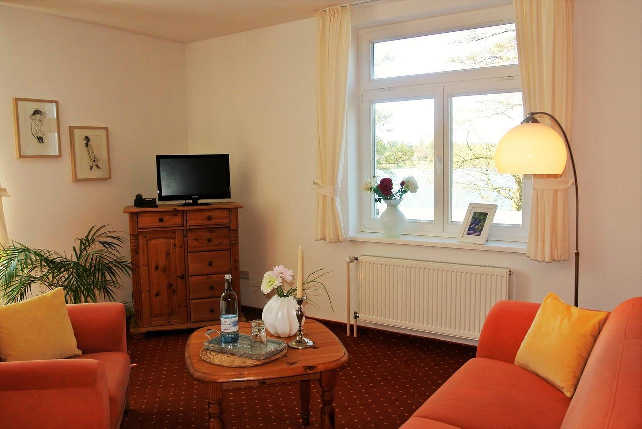 לישן Seehotel Lindenhof מראה חיצוני תמונה