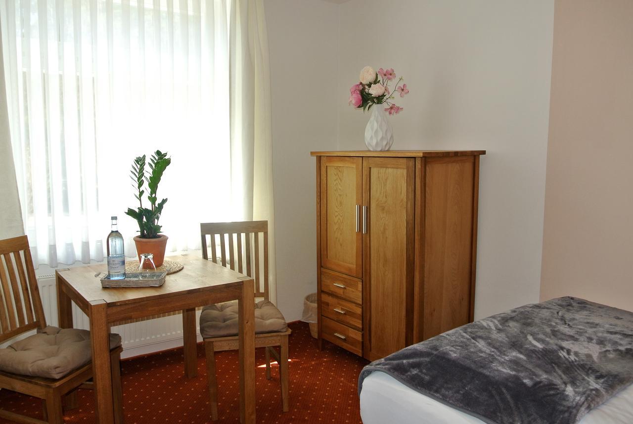 לישן Seehotel Lindenhof מראה חיצוני תמונה