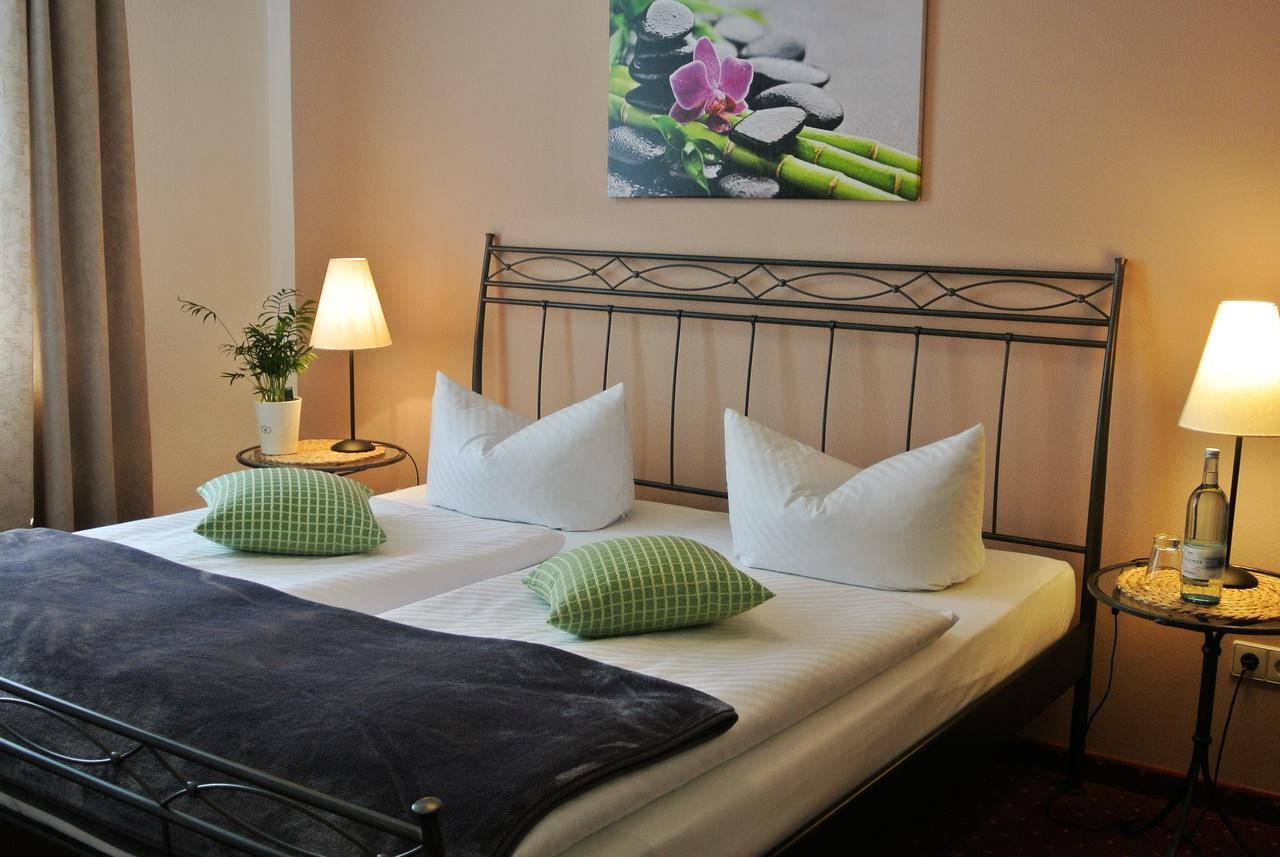 לישן Seehotel Lindenhof מראה חיצוני תמונה