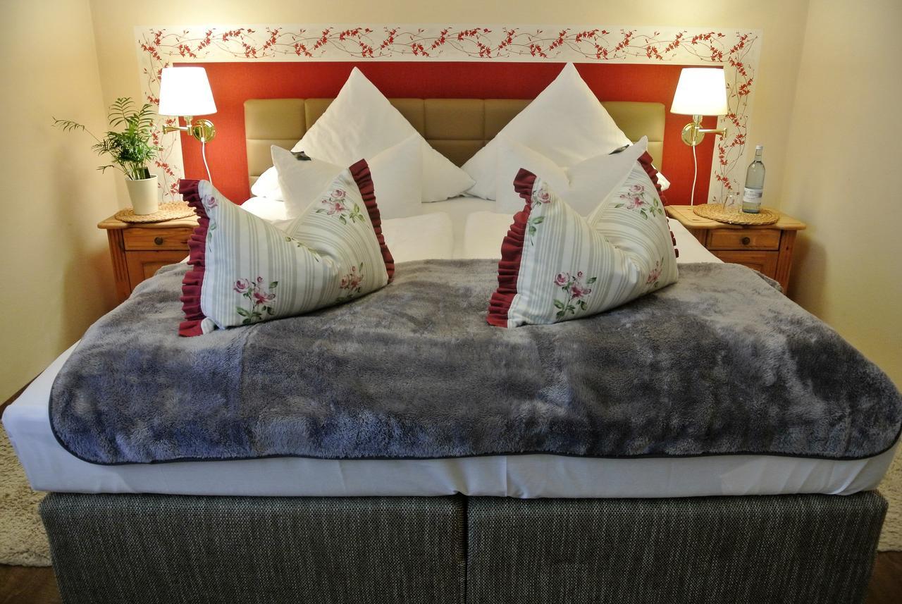לישן Seehotel Lindenhof מראה חיצוני תמונה